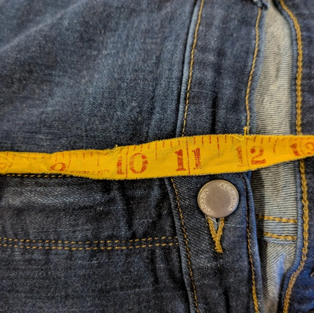 Banana Republic Mid-rise, skinny, Dark Blue Jeans, size 18 - Picture 11 of 11